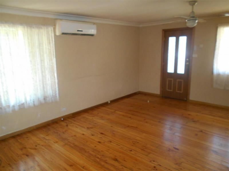 53 Gasmata Crescent, Whalan NSW 2770