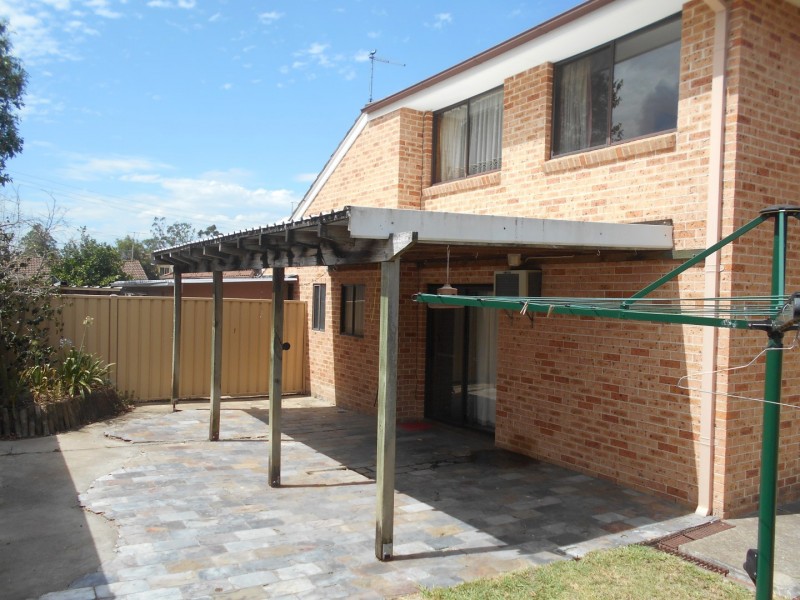 4/6 Judith Close, Werrington NSW 2747