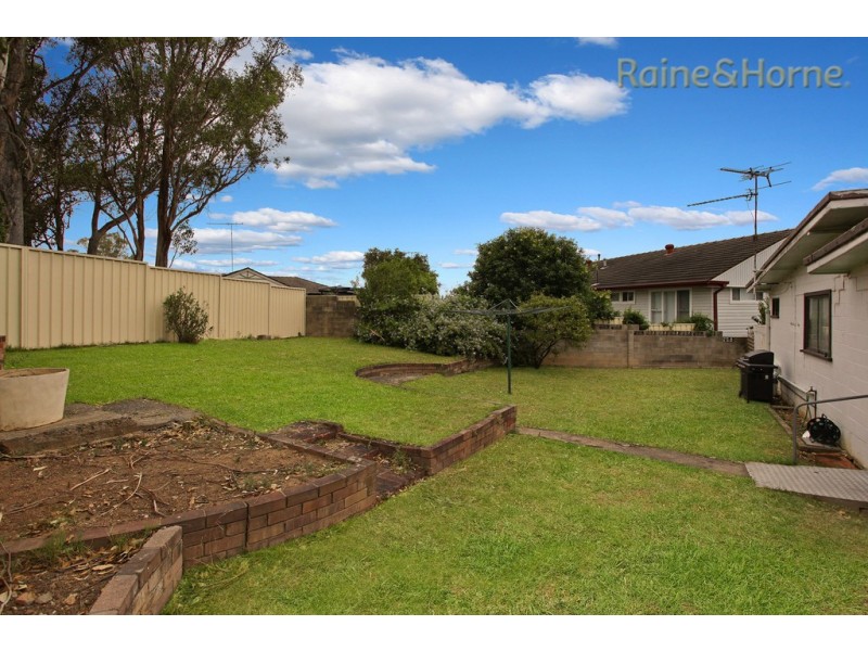 38 ARAKOON AVENUE, Penrith NSW 2750