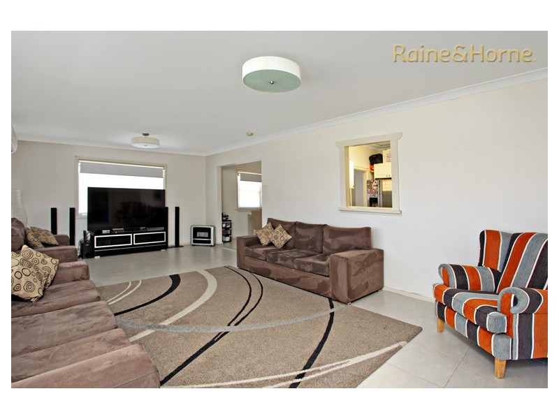 31 ADELAIDE STREET, Oxley Park NSW 2760