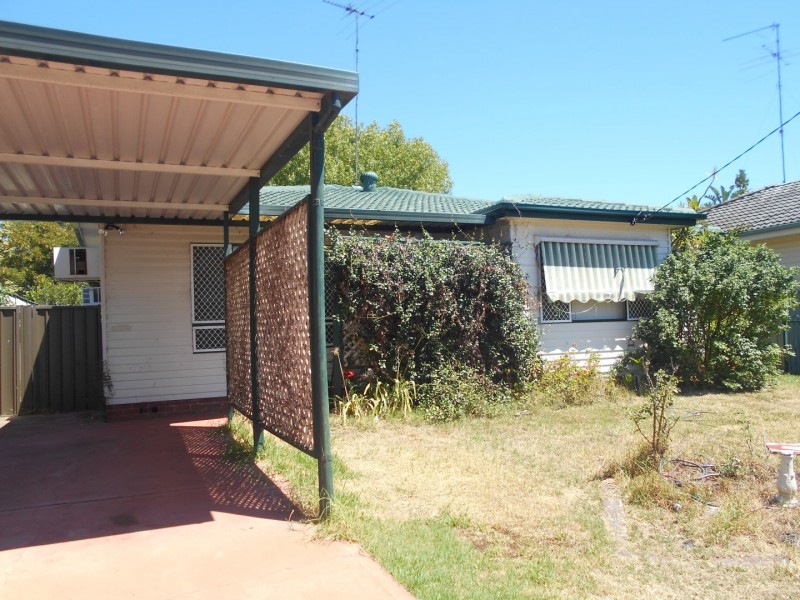 8 Carpenter Street, Colyton NSW 2760
