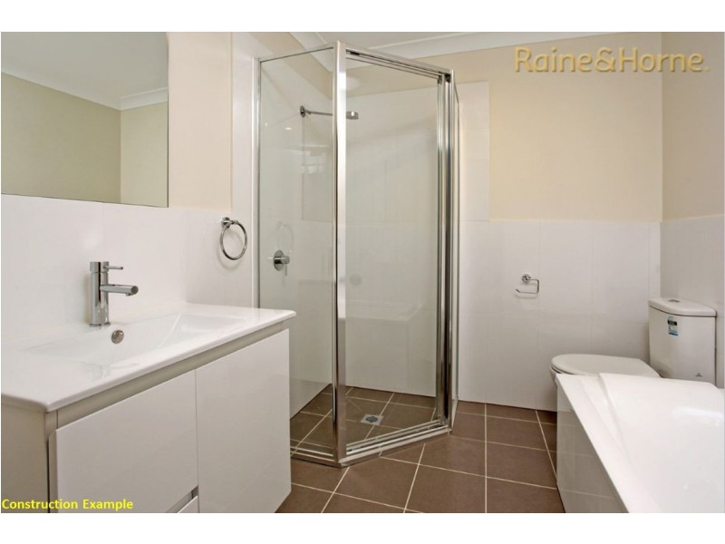 2/20 Gibson Avenue, Werrington NSW 2747