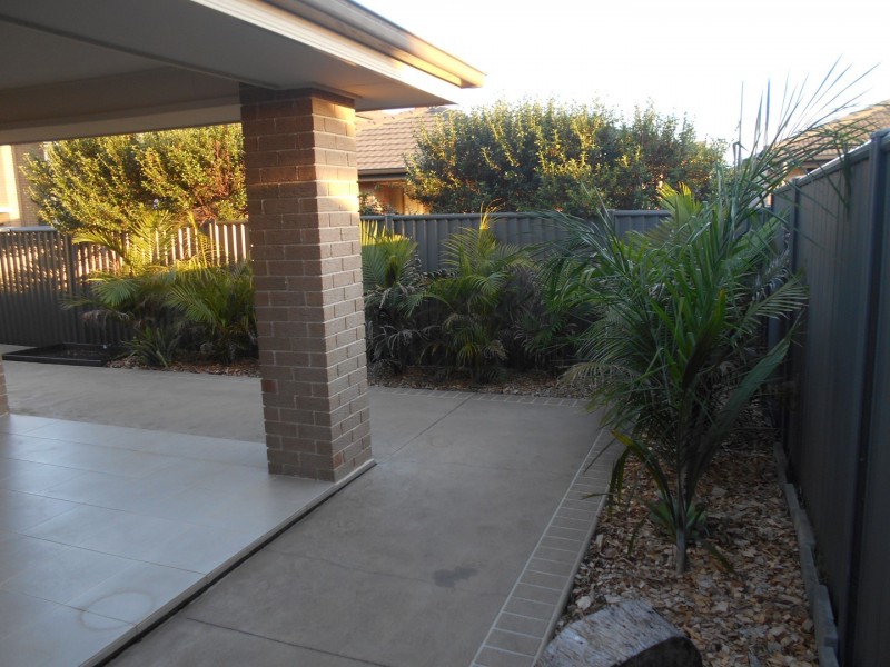 19 Taradale Drive, Ropes Crossing NSW 2760