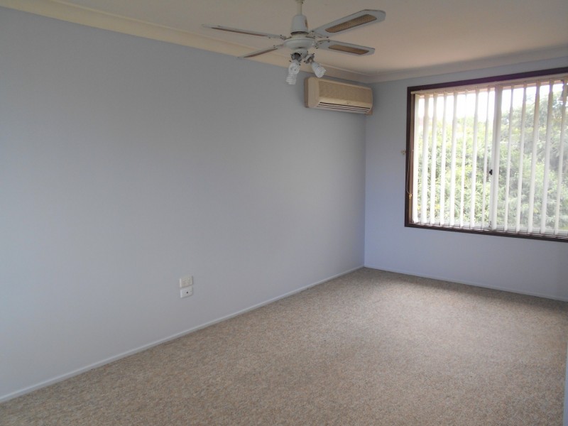 76 Cook Parade, St Clair NSW 2759