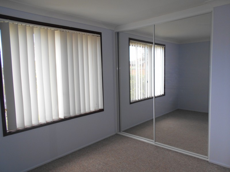 76 Cook Parade, St Clair NSW 2759