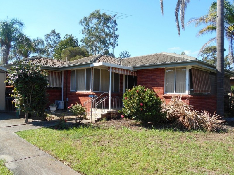 18 John Oxley Avenue, Werrington County NSW 2747