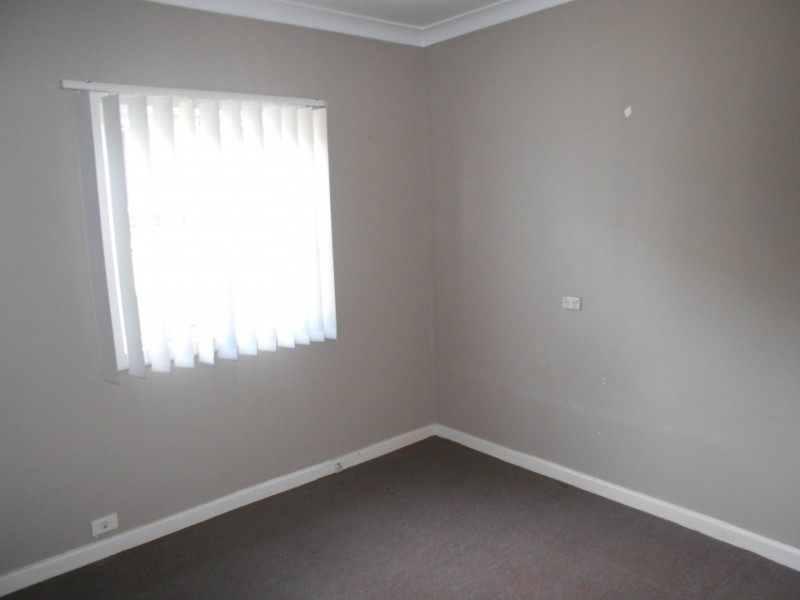 2/151 Canberra Street, St Marys NSW 2760