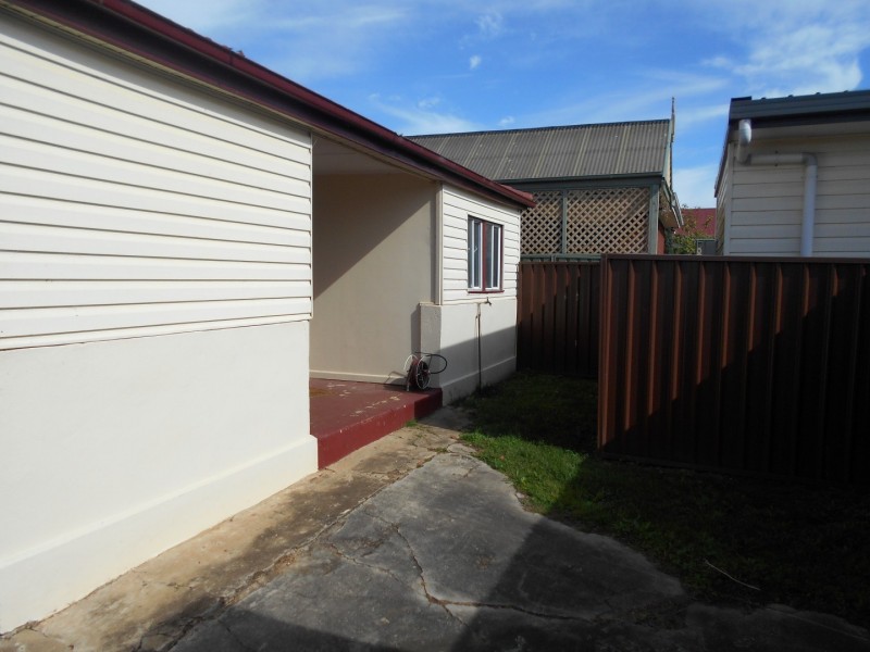 2/151 Canberra Street, St Marys NSW 2760