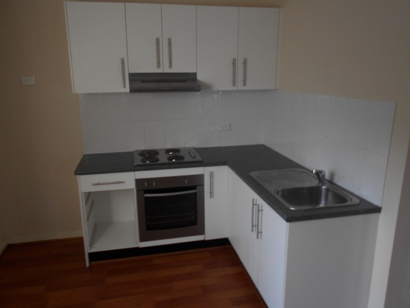 8A Kista Dan Avenue, Tregear NSW 2770