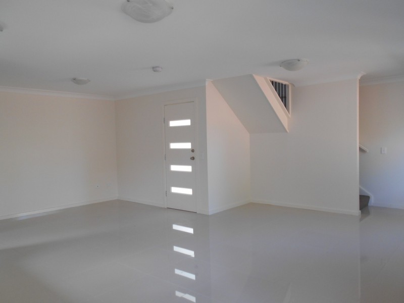 6/27 Hobart Street, Oxley Park NSW 2760