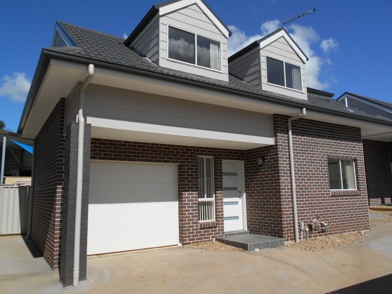 5/27 Hobart Street, Oxley Park NSW 2760