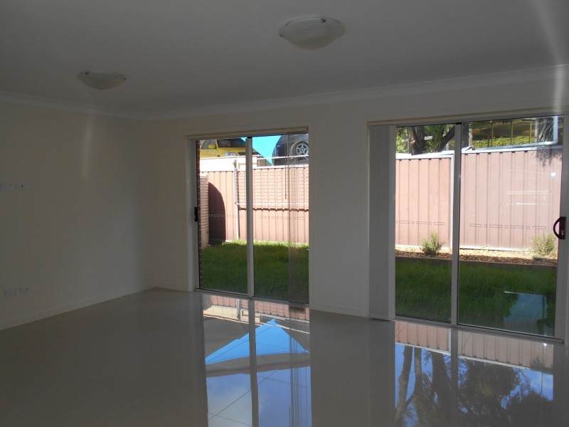 5/27 Hobart Street, Oxley Park NSW 2760