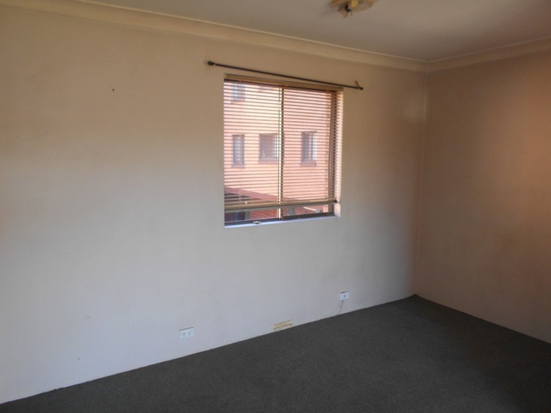 2/52-56 Putland Street, St Marys NSW 2760