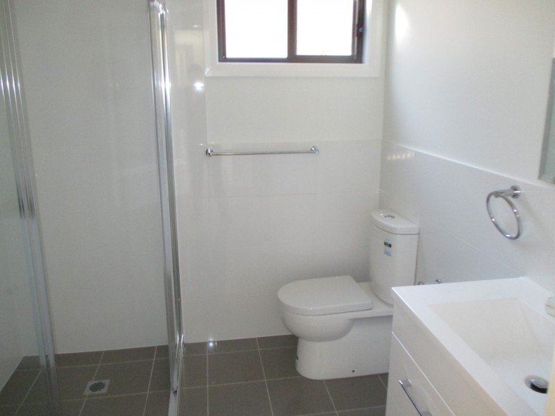 244A Banks Drive, St Clair NSW 2759