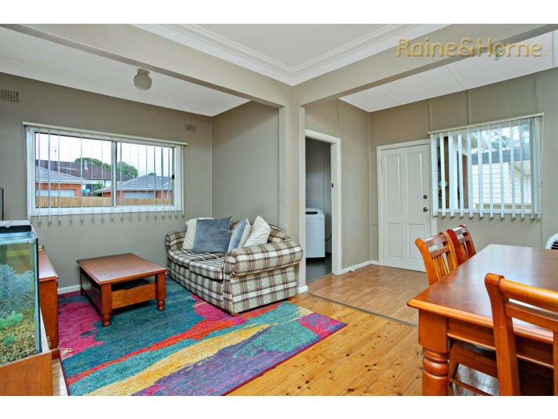 167 CANBERRA STREET, St Marys NSW 2760