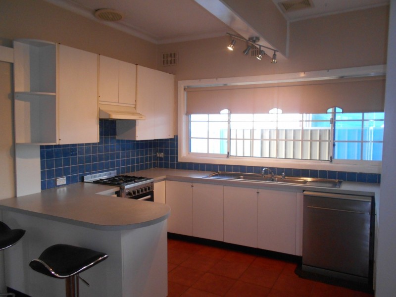 19 Dorothy Crescent, Colyton NSW 2760