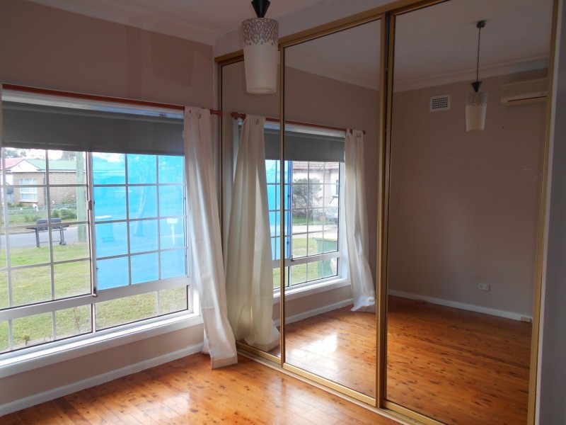 19 Dorothy Crescent, Colyton NSW 2760