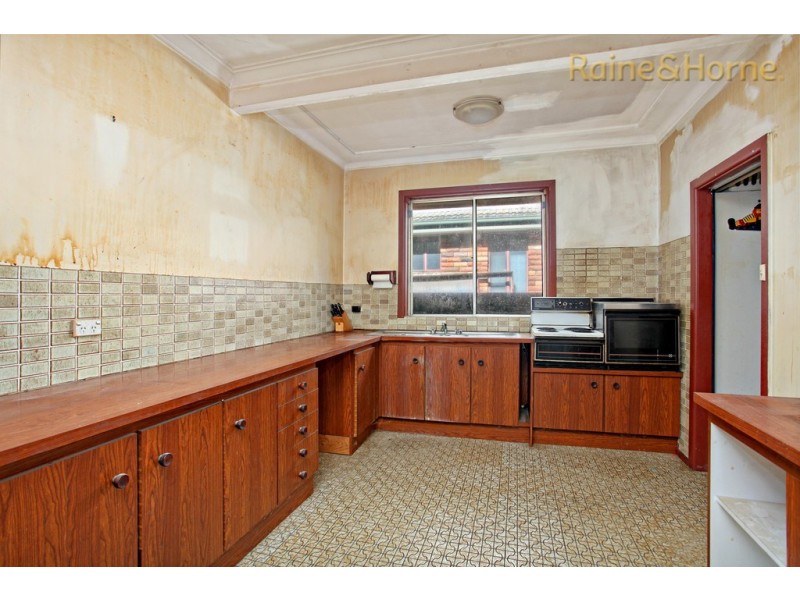 13 Wattle Avenue, North St Marys NSW 2760