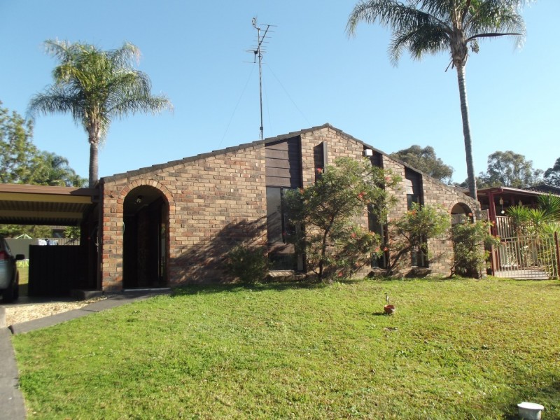 17 Pendock Road, Cranebrook NSW 2749