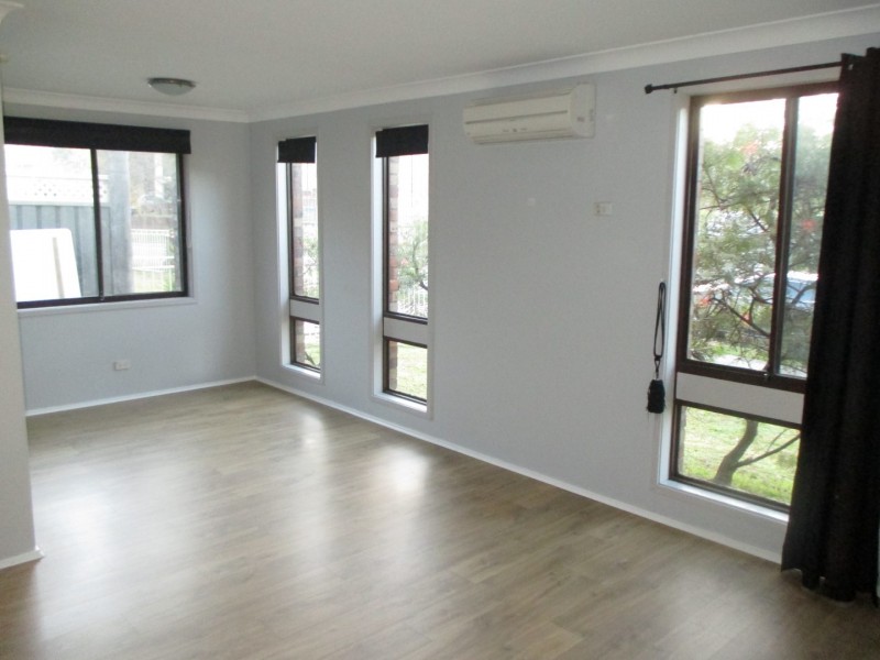 17 Pendock Road, Cranebrook NSW 2749