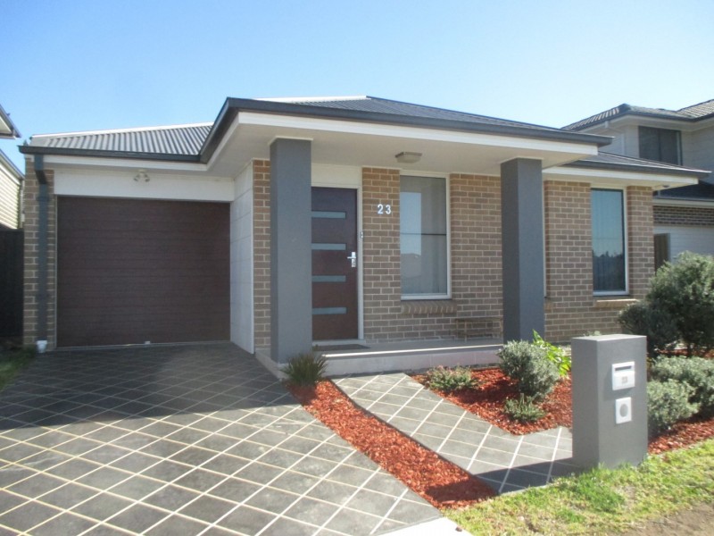 23 Stephenson Drive, Ropes Crossing NSW 2760