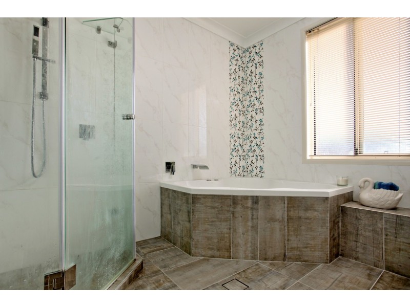 37 Augusta, St Clair NSW 2759