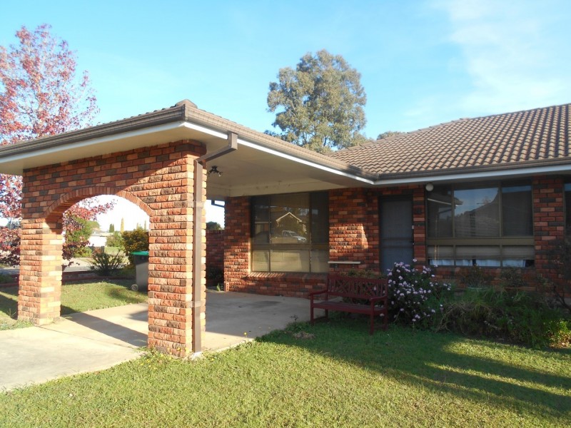 2A Peace Place, St Clair NSW 2759