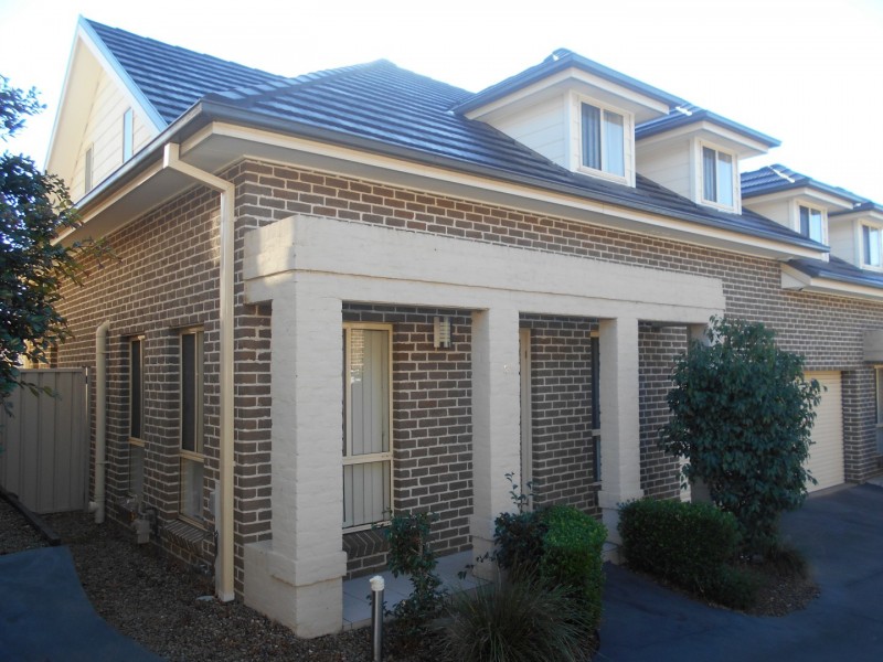 2/15 Australia Street, St Marys NSW 2760