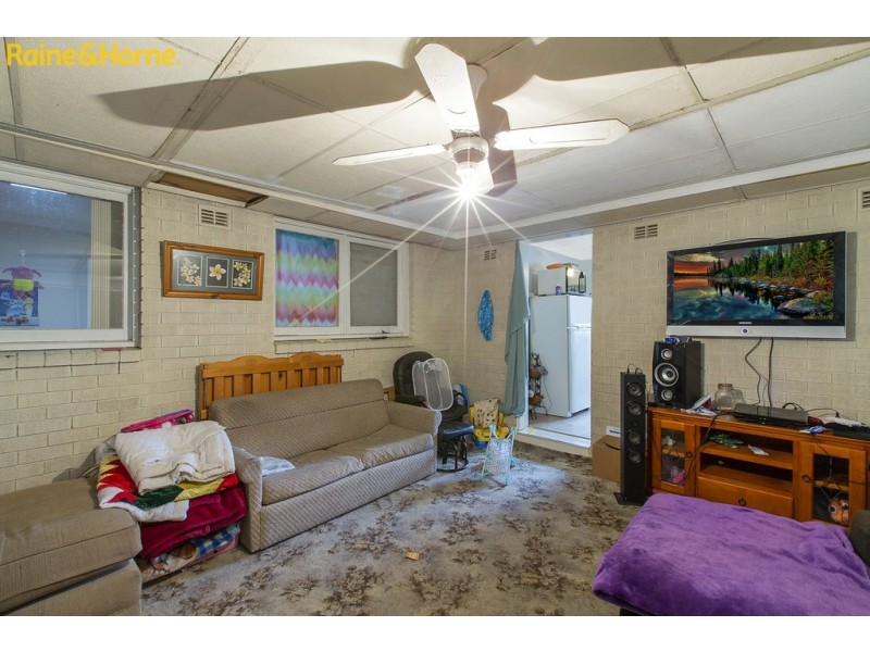 25 and 25A Reliance Crescent, Willmot NSW 2770