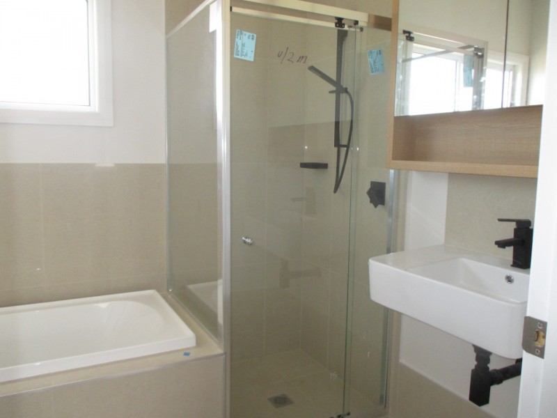 2/90 Adelaide Street, Oxley Park NSW 2760