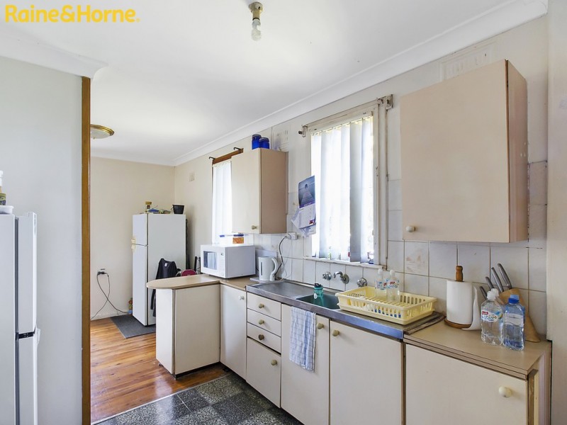 1 Sorenson Crescent, Blackett NSW 2770