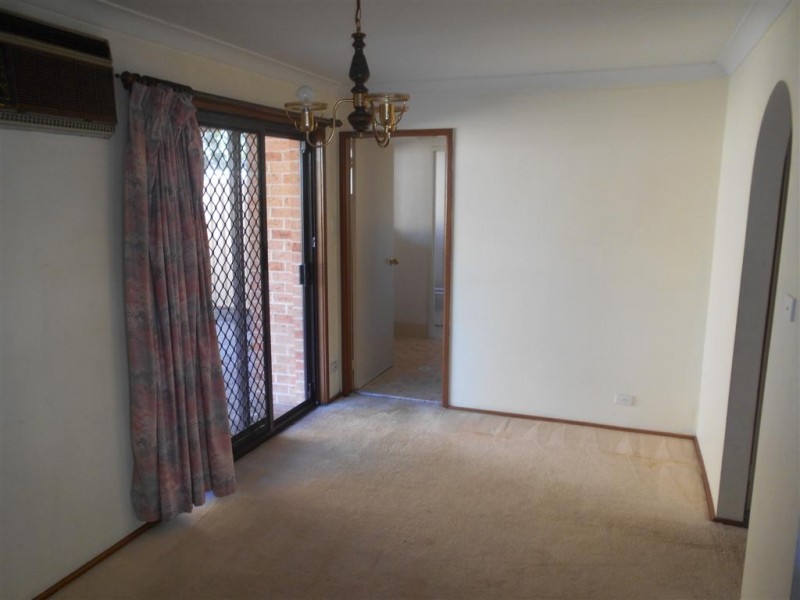 4/6 Judith Close, Werrington NSW 2747