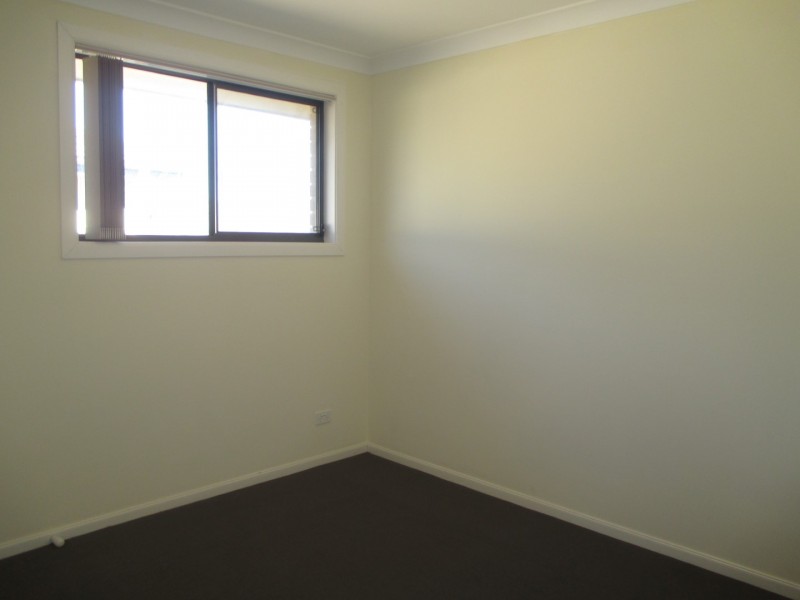 11 Kobe Street, Ropes Crossing NSW 2760