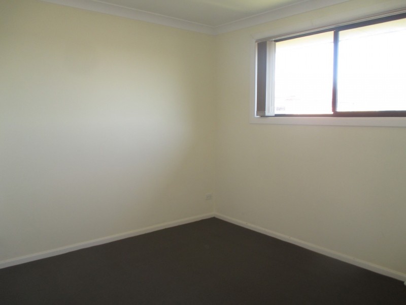 11 Kobe Street, Ropes Crossing NSW 2760