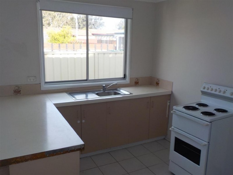 8A Edwin Street, Colyton NSW 2760