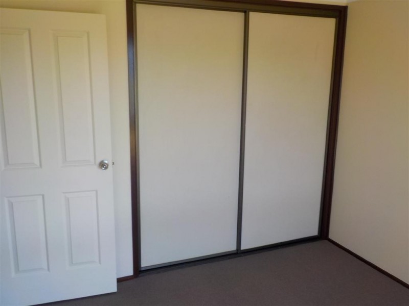 36 Solander Drive, St Clair NSW 2759