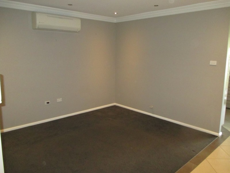 7 Blackbird Glen, Erskine Park NSW 2759