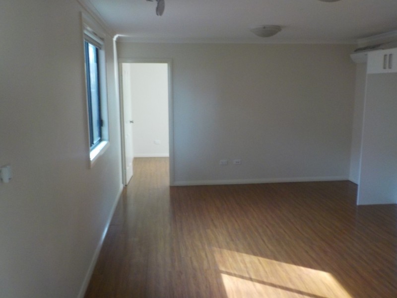 31A Lincoln Drive, Cambridge Park NSW 2747