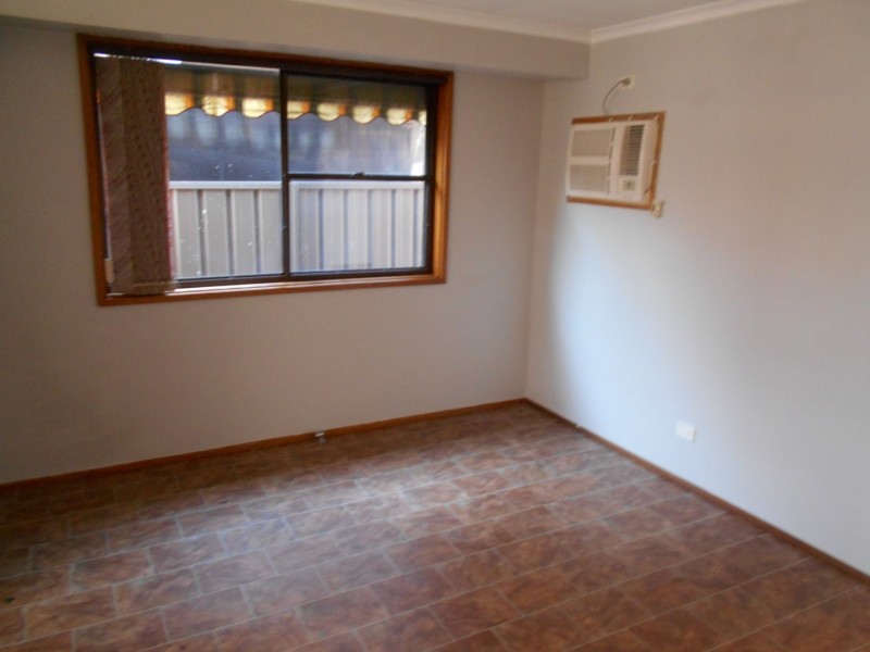 165 Banks Drive, St Clair NSW 2759