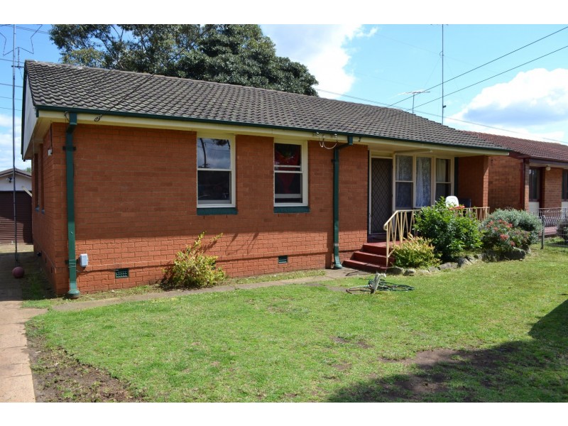 28 Weber Crescent, Emerton NSW 2770