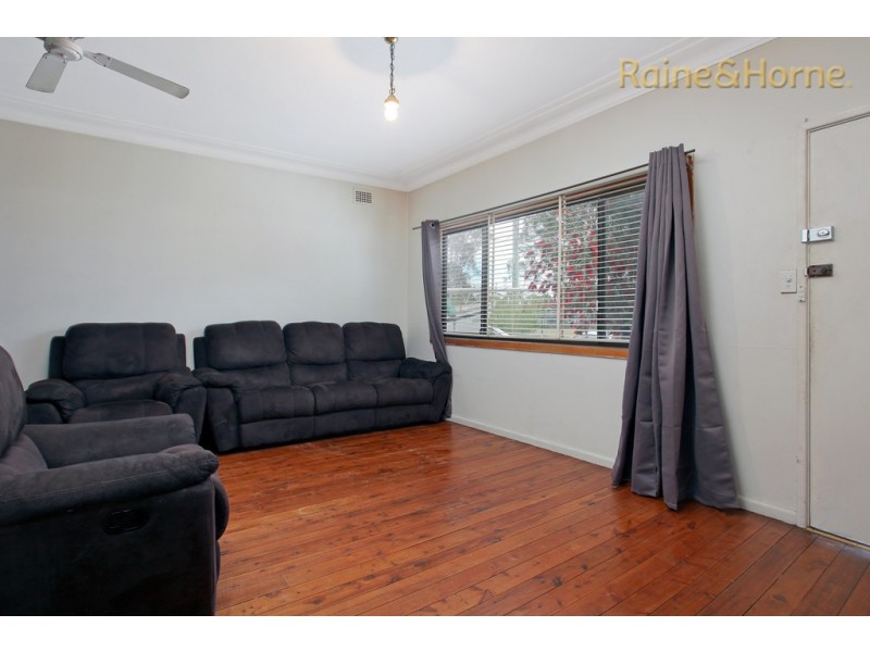 36 CARPENTER STREET, Colyton NSW 2760