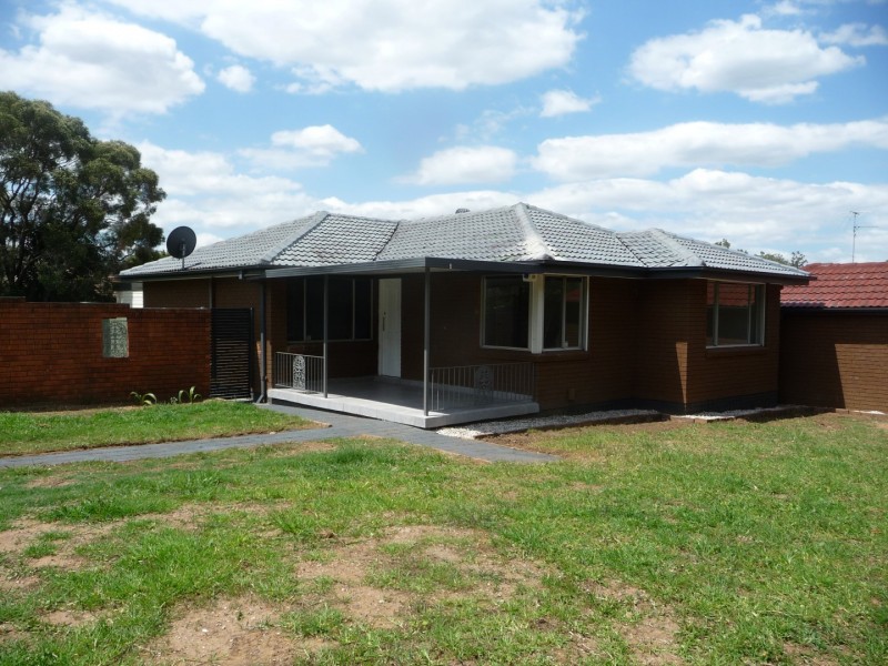 9 Lockyer Avenue, Werrington County NSW 2747
