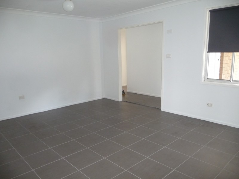 9 Lockyer Avenue, Werrington County NSW 2747