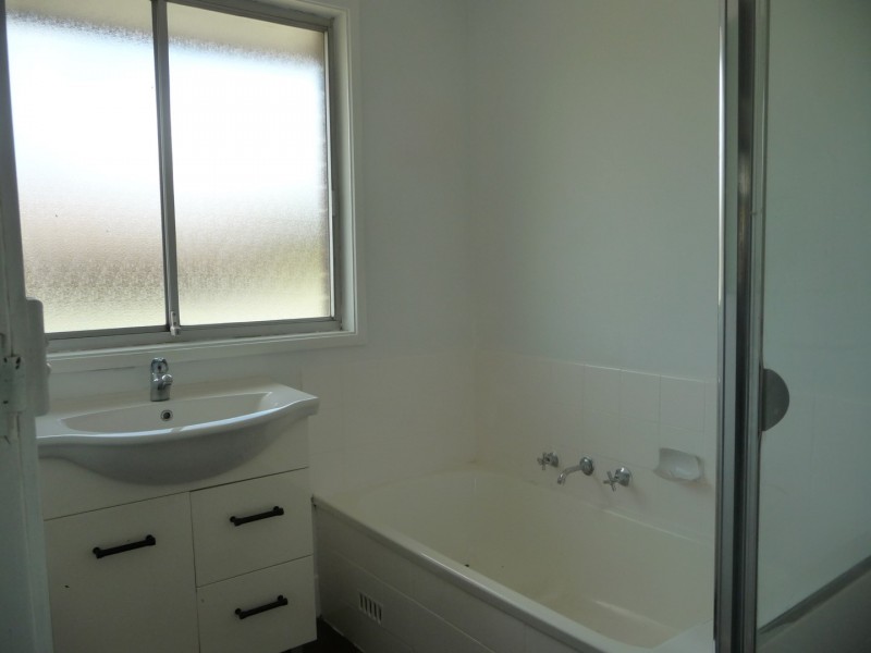 9 Lockyer Avenue, Werrington County NSW 2747