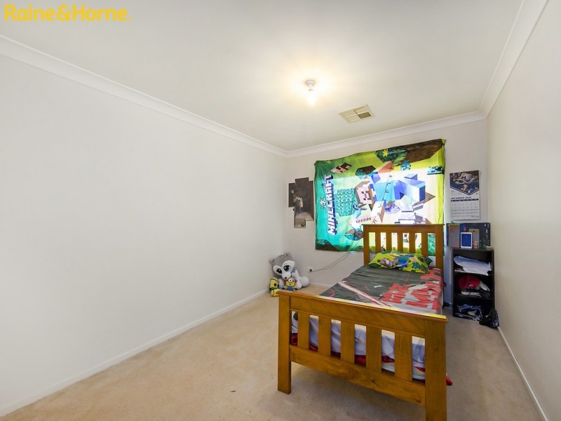 5 Nield Street, Ropes Crossing NSW 2760