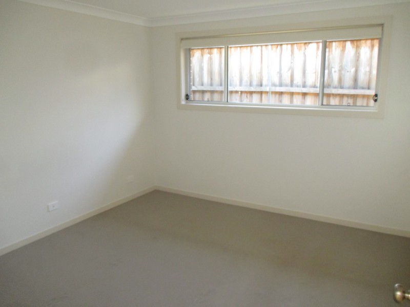 3 Hassall Way, Glenmore Park NSW 2745