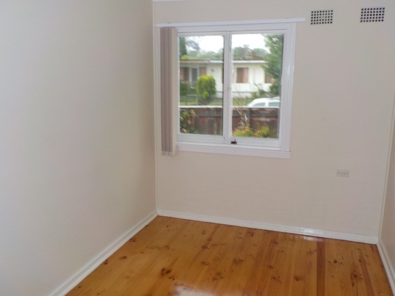 8 Kista Dan Avenue, Tregear NSW 2770