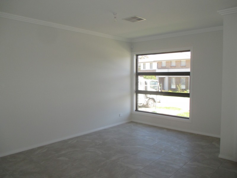 3 Lloyd Street, Werrington NSW 2747