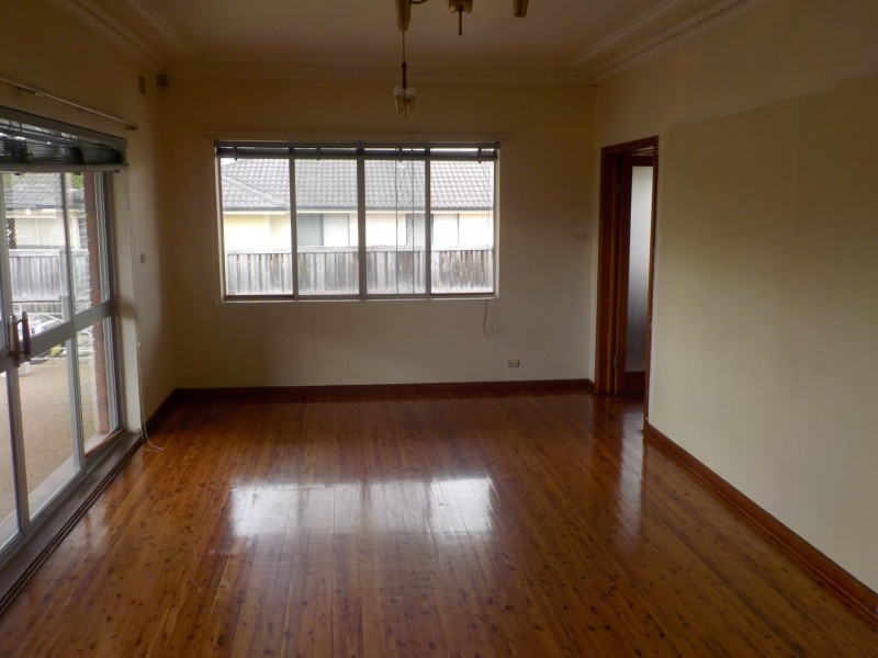 86 Adelaide Street, Oxley Park NSW 2760