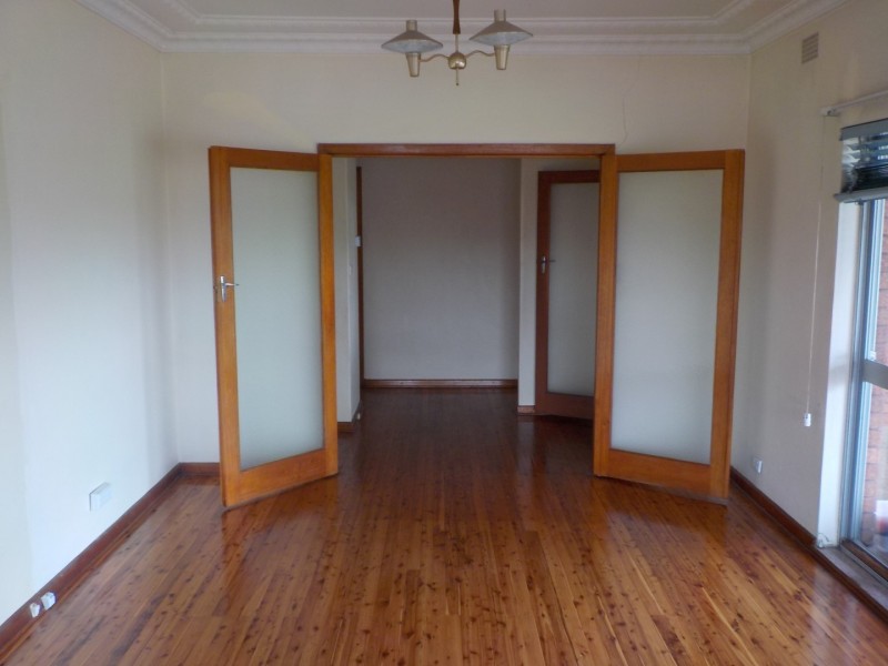 86 Adelaide Street, Oxley Park NSW 2760